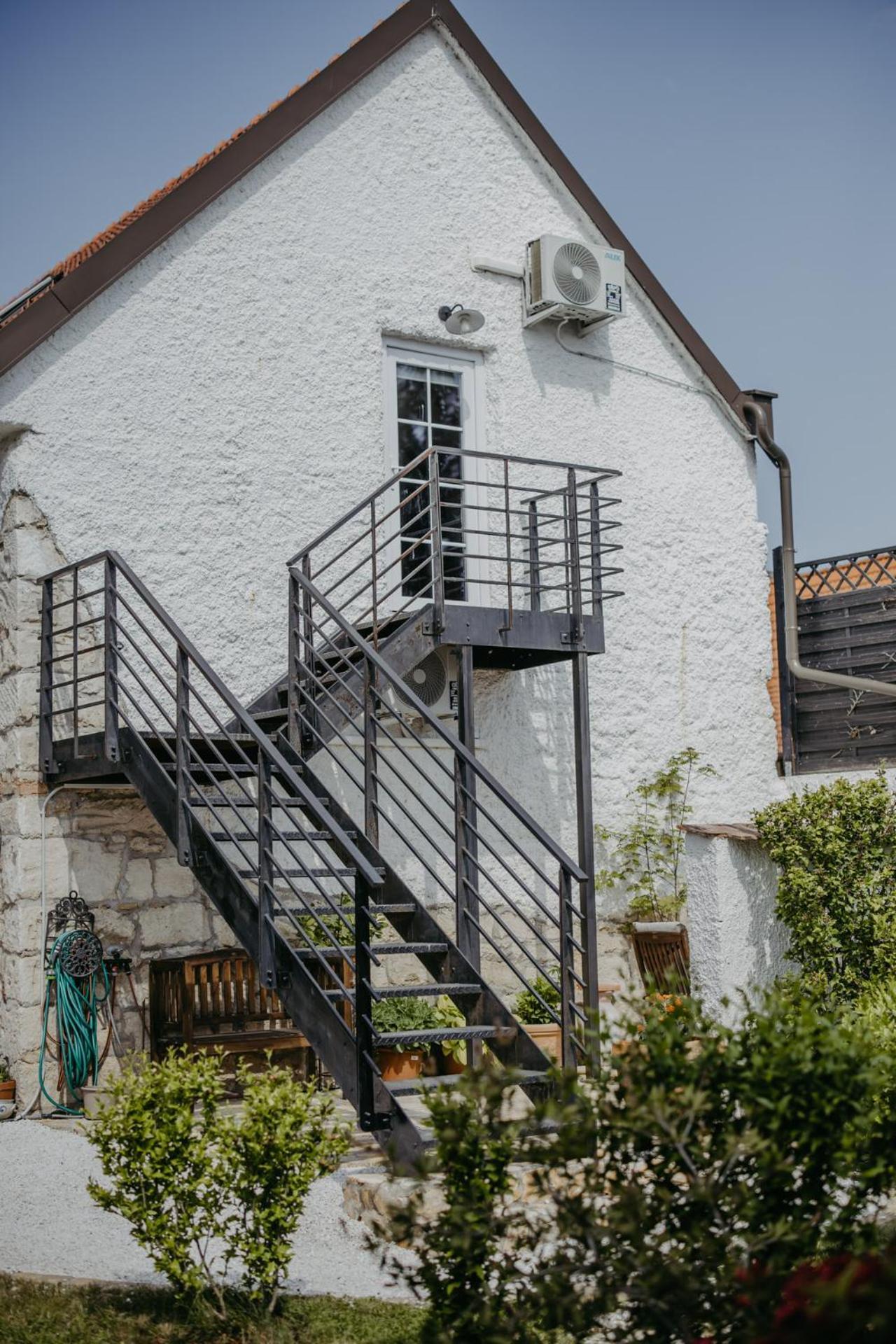 Haus Diogenes Apartment Moerbisch Am See Exterior photo